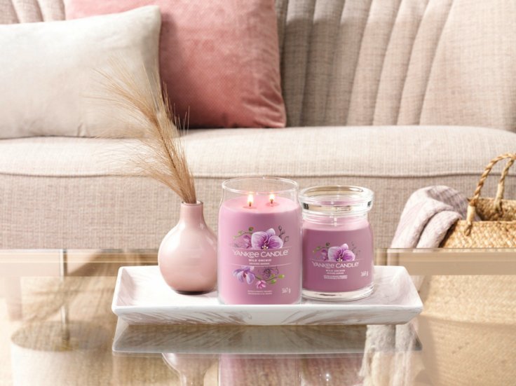 EAN 5038581129075 - Yankee Candle Wild Orchid vela Alrededor Ámbar, Banana, Bergamota, Hibisco, Jazmín, Mandarín, Musk o almi imagen 3