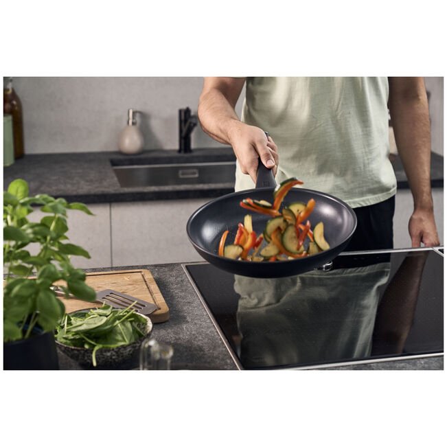 EAN 4009839685071 - ZWILLING 1030790 cacerola Sartén multiuso Alrededor imagen 6