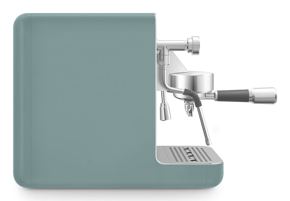 EAN 8017709346973 - Smeg EMC02EGMEU cafetera eléctrica Manual Máquina espresso 1,7 L imagen 2