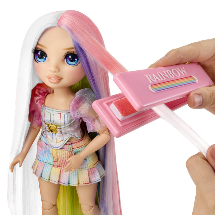 EAN 35051124276 - Rainbow High Amaya's Hair Studio imagen 4