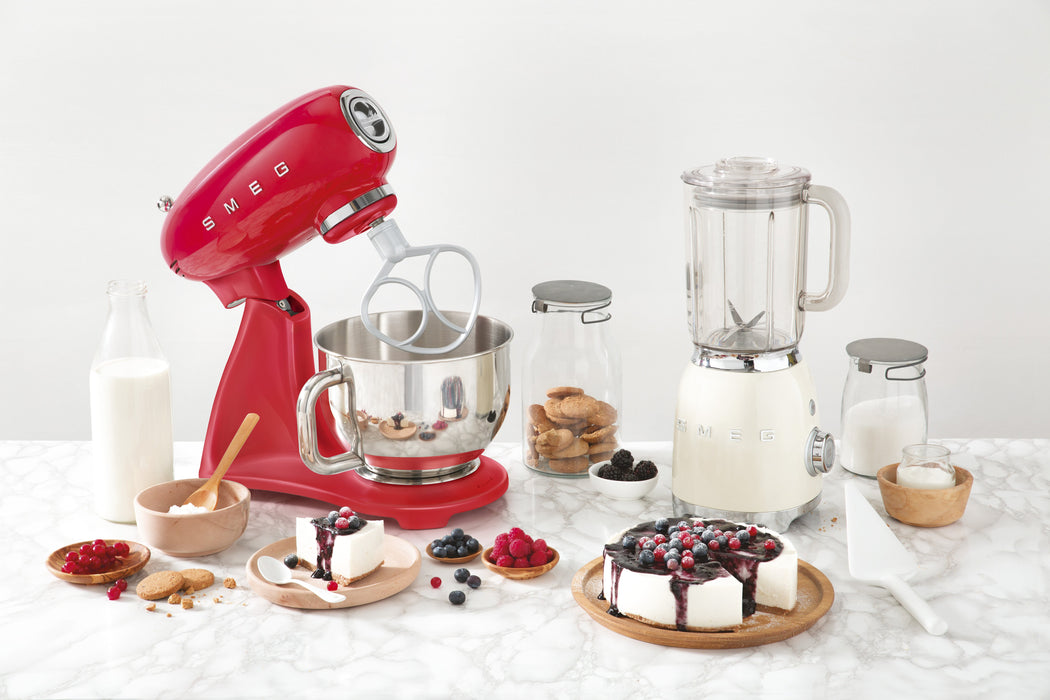 EAN 8017709269203 - Smeg SMF03RDEU batidora Batidora de varillas 800 W Rojo imagen 13