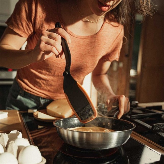 EAN 6424002018735 - Fiskars 1072249 cacerola Sartén gourmet Alrededor imagen 7