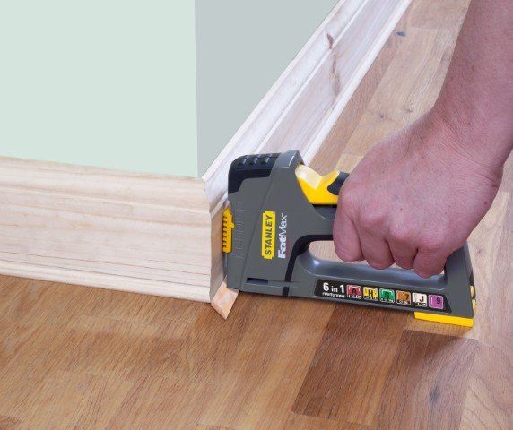 EAN 3253566708683 - Black & Decker FMHT6-70868 grapadora manual Negro, Amarillo imagen 3