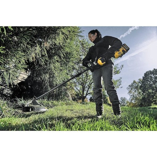 EAN 5035048737019 - DeWALT DCMAS5713N-XJ cortadora de césped imagen 6