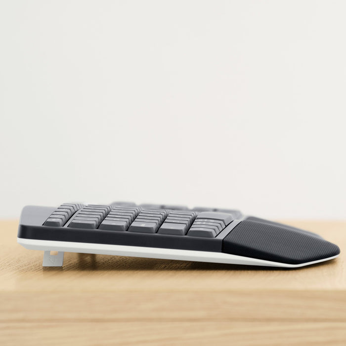 EAN 5099206066861 - Logitech 920-008225 teclado Ratón incluido Universal RF Wireless + Bluetooth AZERTY Belga Negro imagen 10