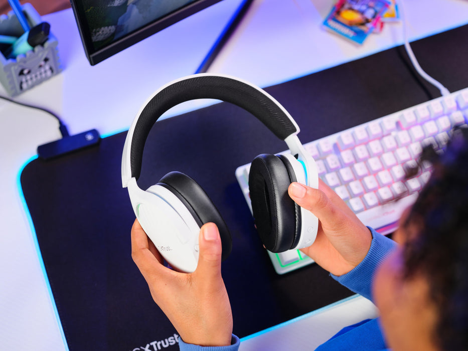 EAN 8713439253047 - Trust GXT 491W FAYZO Auriculares Inalámbrico y alámbrico Diadema Juego USB Tipo C Bluetooth Negro, Blanco imagen 10