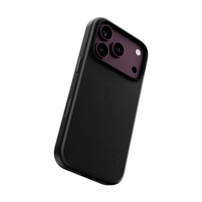 EAN 5715685044410 - PanzerGlass CARE™ by ® Solo Vegan Leather Case Black w. MagSafe iPhone 2026 Pro | 17 Pro funda para teléf imagen 1