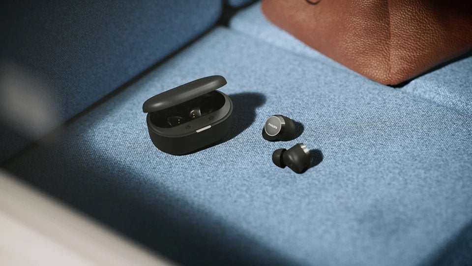 EAN 4895229176935 - Philips TAT1300BK/00 auricular y casco Auriculares Inalámbrico Dentro de oído Llamadas/Música USB Tipo C  imagen 6