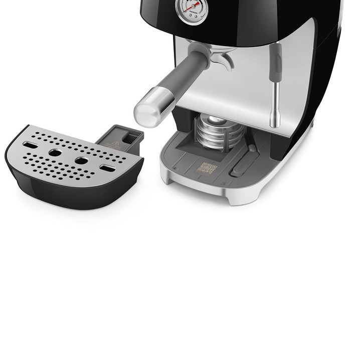 EAN 8017709349431 - Smeg ECF03BLEU cafetera eléctrica Semi-automática Máquina espresso 1,4 L imagen 12