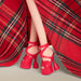 EAN 0194735181179 - Barbie Signature HRM61 muñeca imagen 13