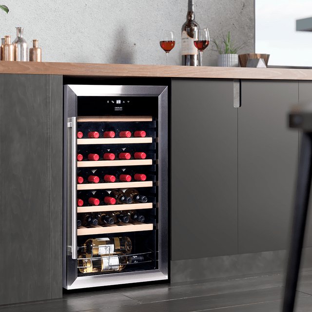 EAN 8435484027168 - Cecotec 02716 enfriador de vino Nevera de vino Independiente Negro, Plata, Transparente 34 botella(s) imagen 3
