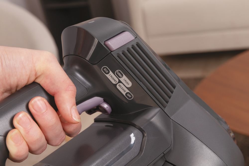 EAN 8059019065328 - Hoover HF1 HF103X 011 Aspiradora escoba Batería Secar Sin bolsa 0,9 L 170 W Titanio imagen 30