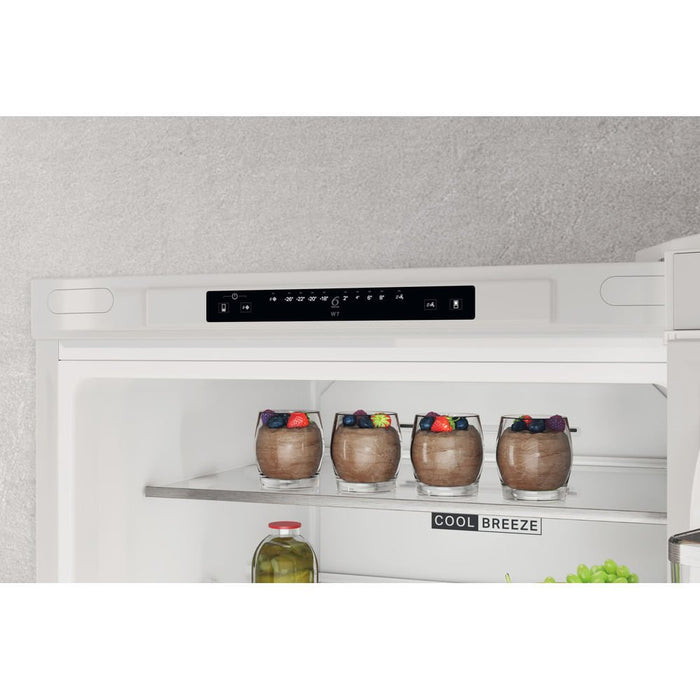 EAN 8003437904127 - Whirlpool W7X 93A W Independiente 367 L Blanco imagen 12