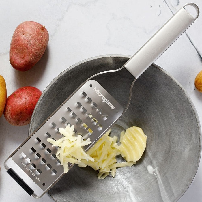 EAN 98399590080 - Microplane 59008 cortador de verduras en espiral o rallador manual Rallador plano Gris, Acero inoxidable imagen 2