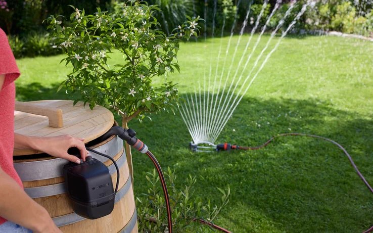 EAN 4066407028067 - Gardena 14605-55 bomba de agua 90 W 2,1 bar 2400 l/h imagen 3