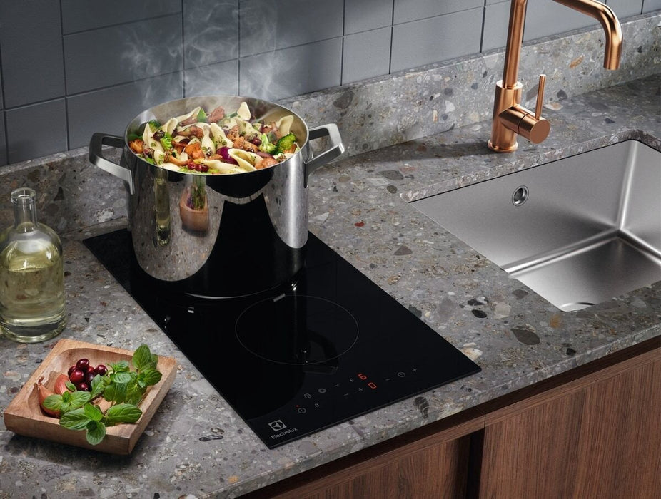 EAN 7332543982851 - Electrolux LHR3233CK Negro Integrado 29 cm Cerámico 2 zona(s) imagen 6
