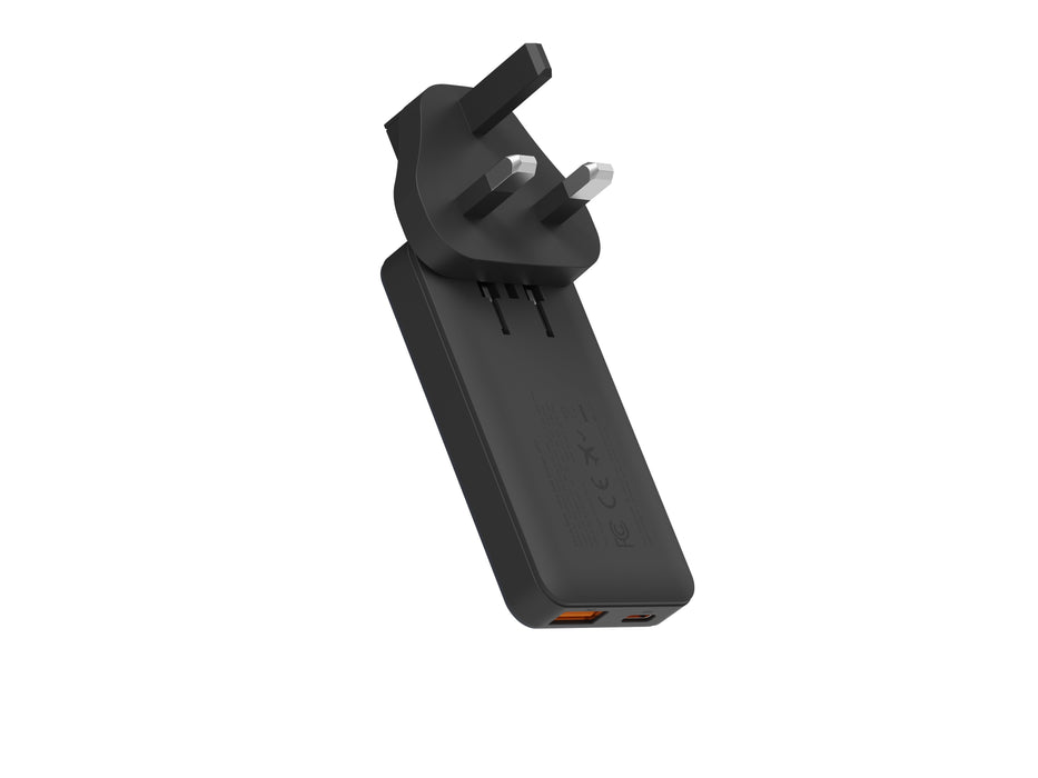 EAN 8720195102038 - Xtorm 65W GaN3 Ultra Fast Travel Charger + Cable + Essentials Bag - (EU/US/UK Plug) - XA031 imagen 3