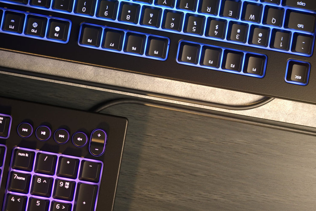 EAN 8886419345848 - Razer Cynosa V2 teclado Juego USB QWERTY Italiano Negro imagen 5