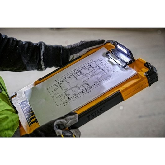 EAN 3253561827327 - DeWALT DWST82732-1 portapapel imagen 5