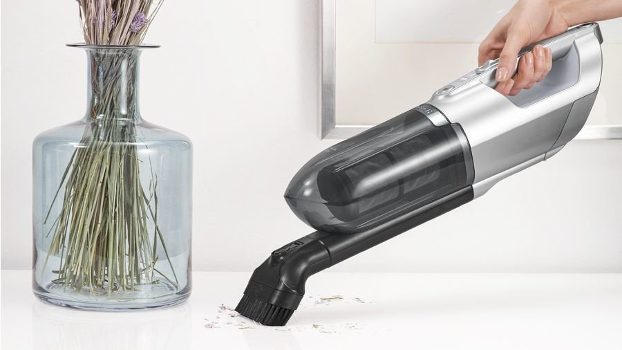 EAN 4242005278473 - Bosch Serie 4 BBH3ALL28 aspiradora 0,4 L Secar Sin bolsa imagen 4