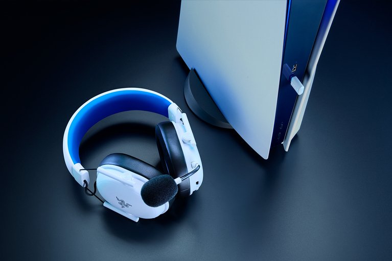 EAN 8887910061428 - Razer BlackShark V3 X HyperSpeed Auriculares Inalámbrico Diadema Juego USB Tipo C Bluetooth Blanco imagen 5
