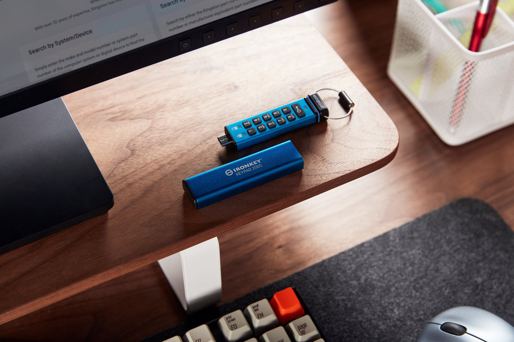 EAN 0740617336603 - Kingston Technology IronKey Keypad 200 unidad flash USB USB Tipo C 3.2 Gen 1 (3.1 Gen 1) Azul imagen 6