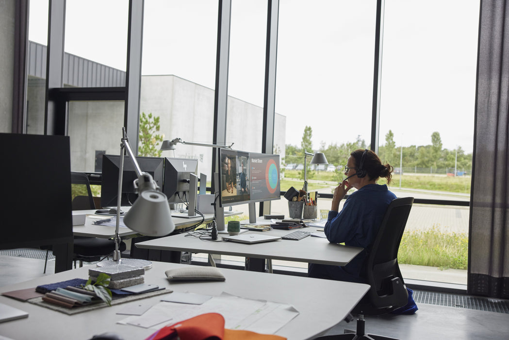 EAN 0197497838756 - HP Poly Savi 8445 Office Microsoft Teams Certified DECT 1880-1900 MHz Convertible Headset Soporte para au imagen 3