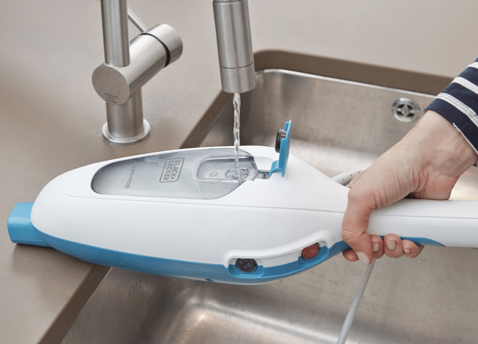 EAN 5035048665978 - Black & Decker FSM13E1 limpiador a vapor 0,38 L 1300 W Azul, Blanco imagen 8
