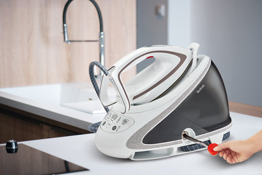 EAN 3121040073933 - Tefal Pro Express Ultimate Care GV9567 2600 W 1,9 L Durilium AirGlide Autoclean soleplate Blanco, Gris imagen 2