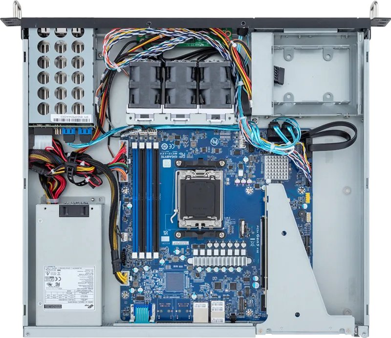 EAN 4719331874377 - GIGABYTE R113-C10-AA02 AMD B650E Zócalo AM5 Bastidor (1U) Negro, Acero imagen 3