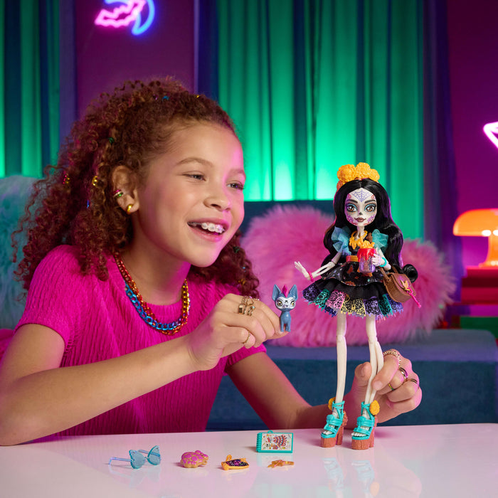 EAN 194735333561 - Monster High JHK34 muñeca imagen 2