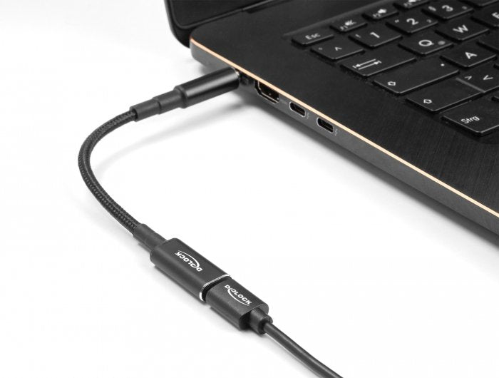 EAN 4043619600427 - DeLOCK 60042 adaptador e inversor de corriente Interior Negro imagen 2