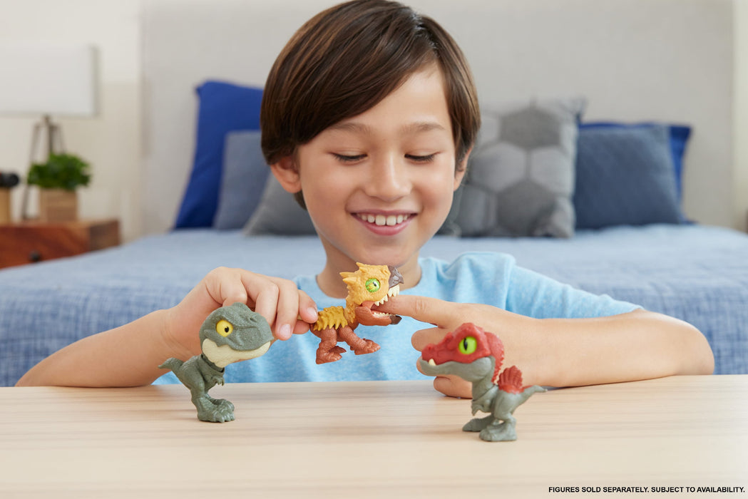 EAN 0194735293544 - Jurassic World JFC89 figura de juguete para niños imagen 3