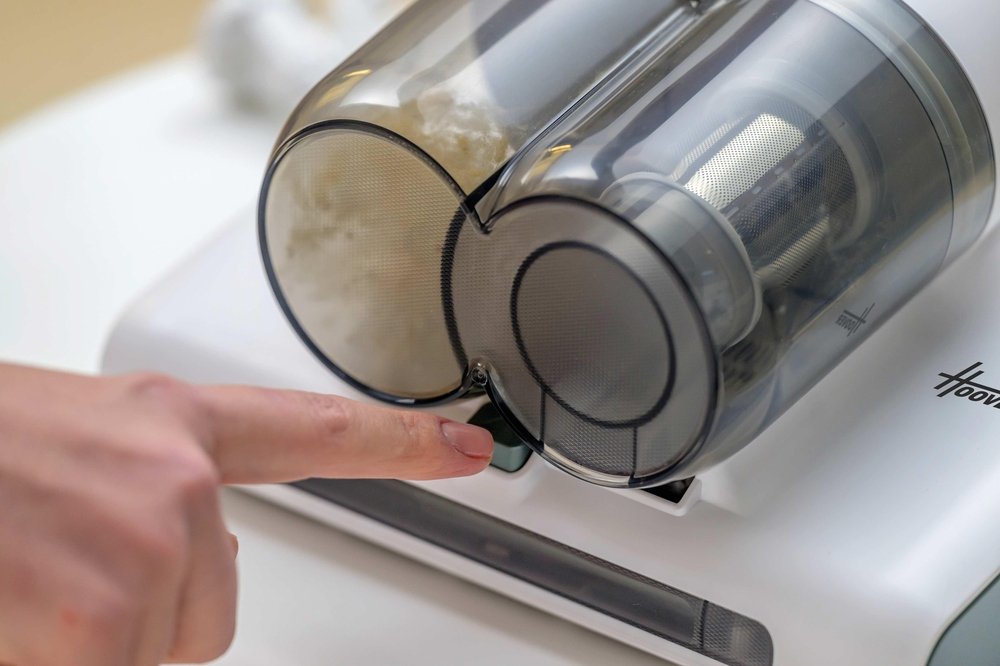 EAN 8059019083353 - Hoover HMC510UV 011 aspiradora de mano Salvia, Blanco Sin bolsa imagen 19