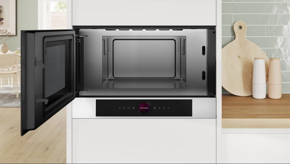 EAN 4242005319978 - Bosch Serie 8 BFL7221W1 microondas Blanco Solo microondas Integrado 21 L 900 W imagen 3