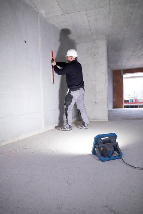 EAN 4007123674589 - Brennenstuhl BS 8050 MH Cian, Gris LED 82 W imagen 13