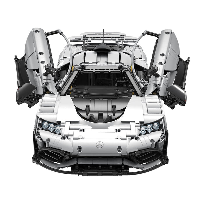 EAN 4042774474959 - CaDA Bricks Master 1:8 Mercedes-AMG ONE imagen 2