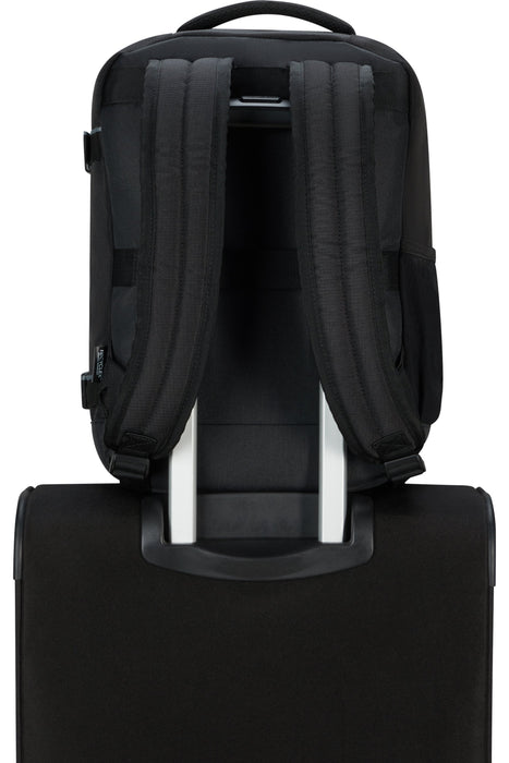 EAN 5400520240699 - American Tourister Take2cabin S mochila Mochila informal Negro Tereftalato de polietileno reciclado (rPET imagen 5