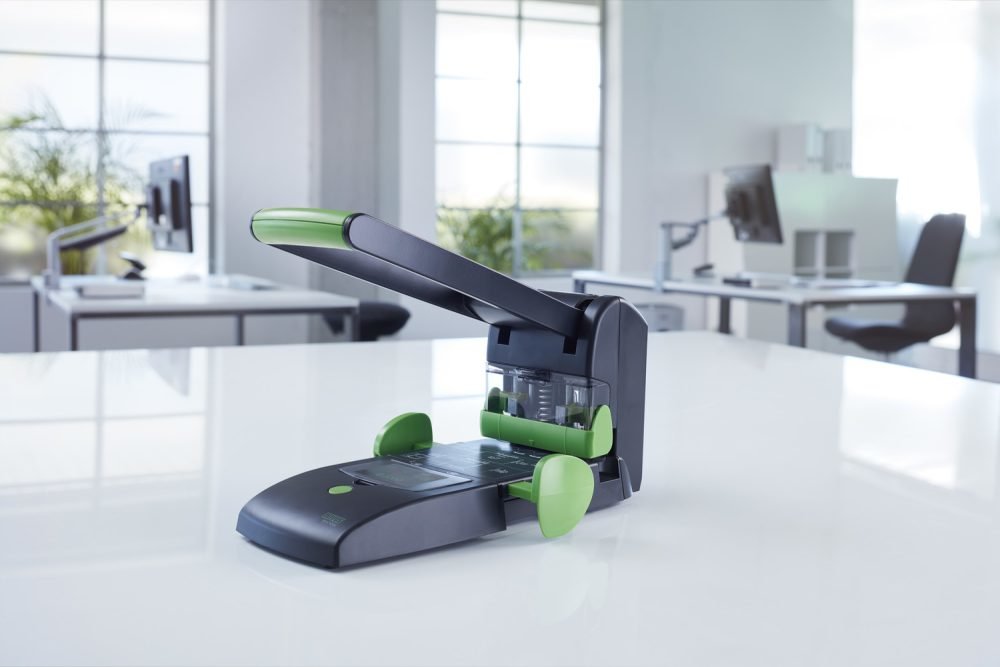 EAN 4009729077962 - Novus B 2200 re+new perforador de papel 200 hojas Negro, Verde imagen 6