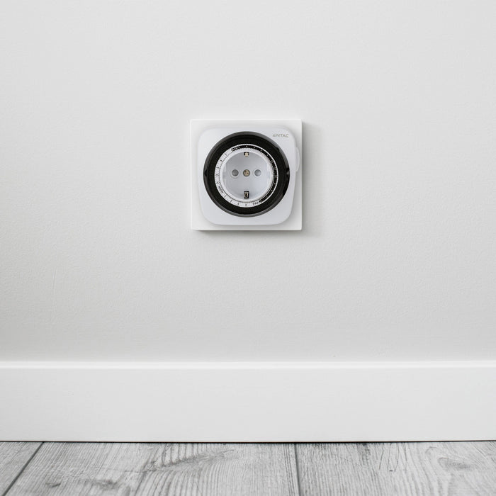 EAN 5999097987347 - Entac EMTM24-1E adaptador de enchufe eléctrico Negro, Blanco imagen 6