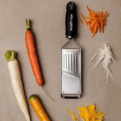 EAN 98399450414 - Microplane 45041 cortador de verduras en espiral o rallador manual Rallador plano Negro, Acero inoxidable imagen 2