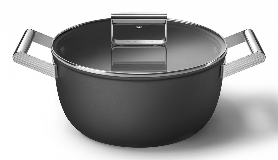 EAN 8017709356019 - Smeg CSF2412BLM batería de cocina Negro Aluminio, Acero inoxidable 5,4 L 24 cm imagen 6