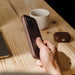 EAN 4260750596376 - Woodcessories ECO730 funda para teléfono móvil 17 cm (6.7") Marrón imagen 6