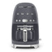 EAN 8017709296896 - Smeg DCF02GREU cafetera eléctrica Totalmente automática Cafetera de filtro 1,4 L imagen 1