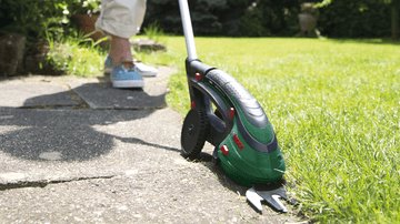 EAN 3165140630665 - Bosch Isio tijera de césped inalámbrica 8 cm 3,6 V Negro, Verde imagen 3