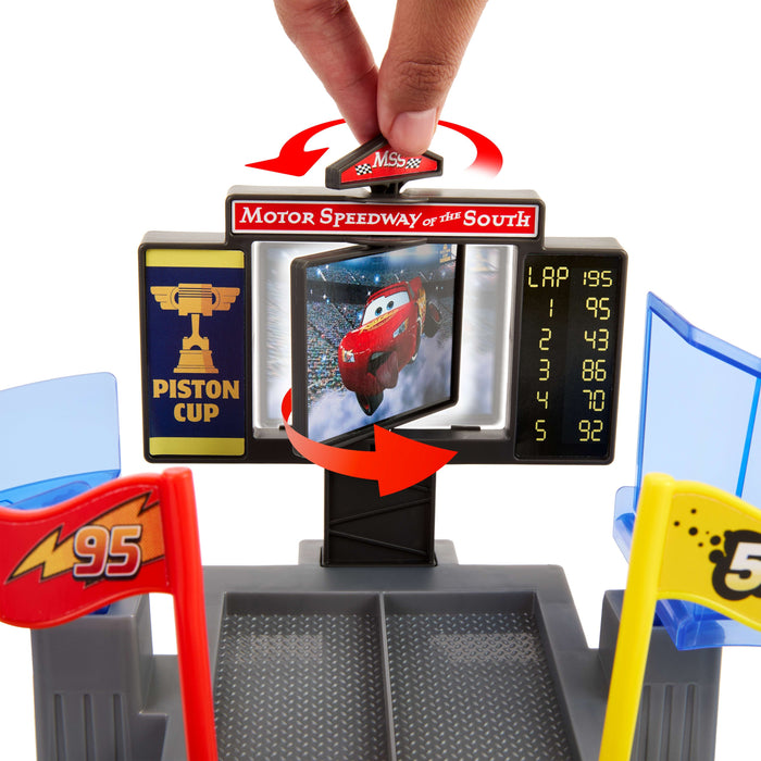 EAN 0194735334612 - Disney Pixar Cars JHL42 vehículo de juguete imagen 4