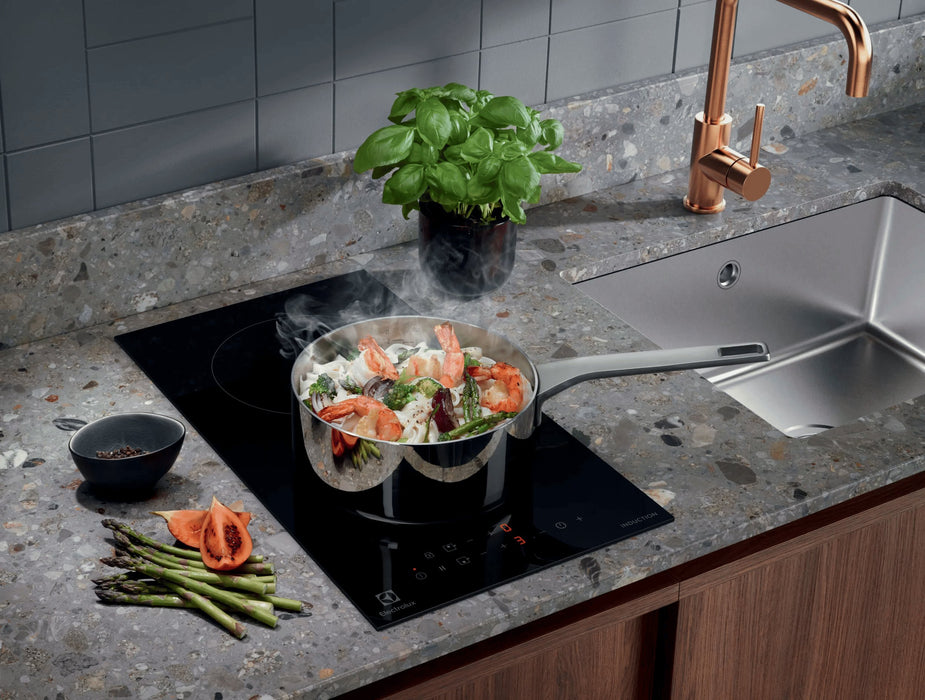 EAN 7332543982882 - Electrolux LIT30231C Negro Integrado 29 cm Con placa de inducción 2 zona(s) imagen 11