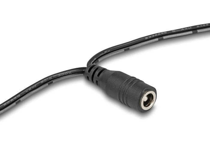 EAN 4043619901739 - DeLOCK 90173 cable de transmisión Negro 1 m 4 x DC imagen 3