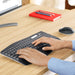EAN 5099206066861 - Logitech 920-008225 teclado Ratón incluido Universal RF Wireless + Bluetooth AZERTY Belga Negro imagen 12