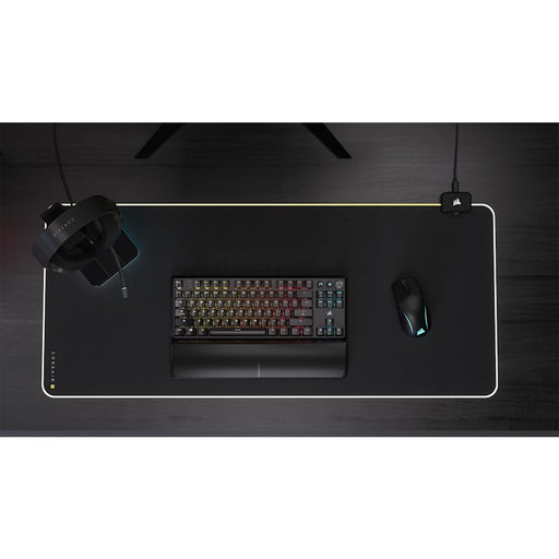 EAN 0840006678939 - Corsair K70 CORE teclado Juego RF inalámbrica + USB QWERTY Inglés Negro imagen 2